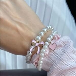 Pearl bow and heart bracelet set